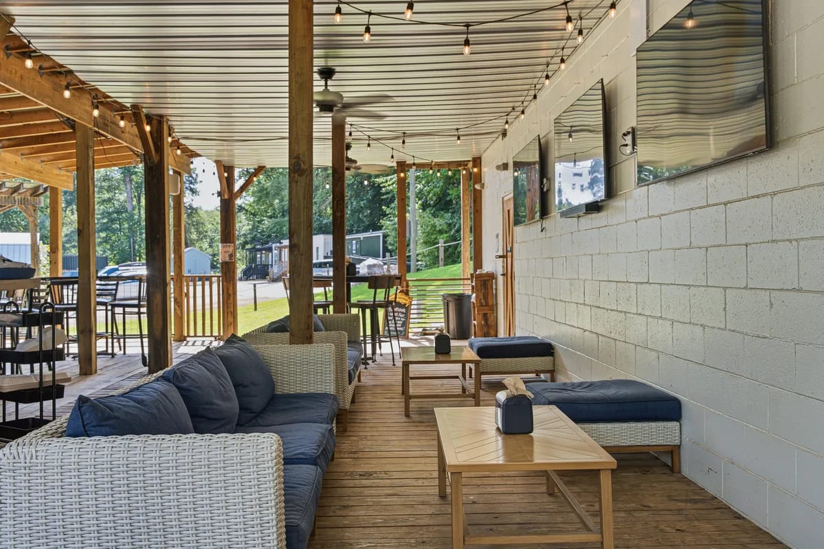 The Oxbow, view of the space